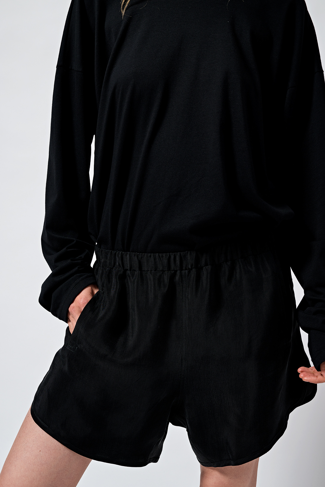 short boxer black silk